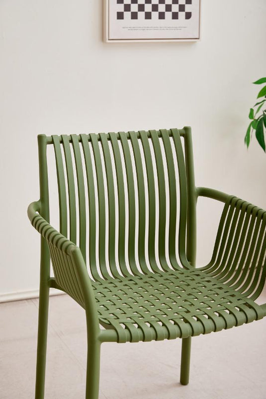 Silla Madrid con Brazos, Color Verde Olivo, con Espaldar y Diseño Moderno