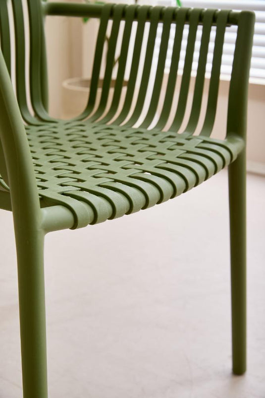 Set de 4 Sillas Madrid con Brazos, Color Verde Olivo, con Espaldar y Diseño Moderno