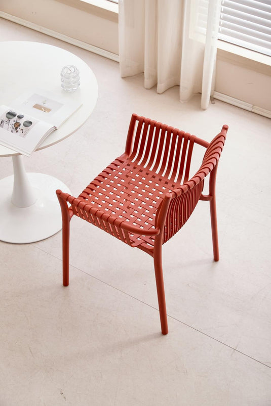 Silla Madrid con Brazos, Color Rojo, Con espaldar y diseño Moderno