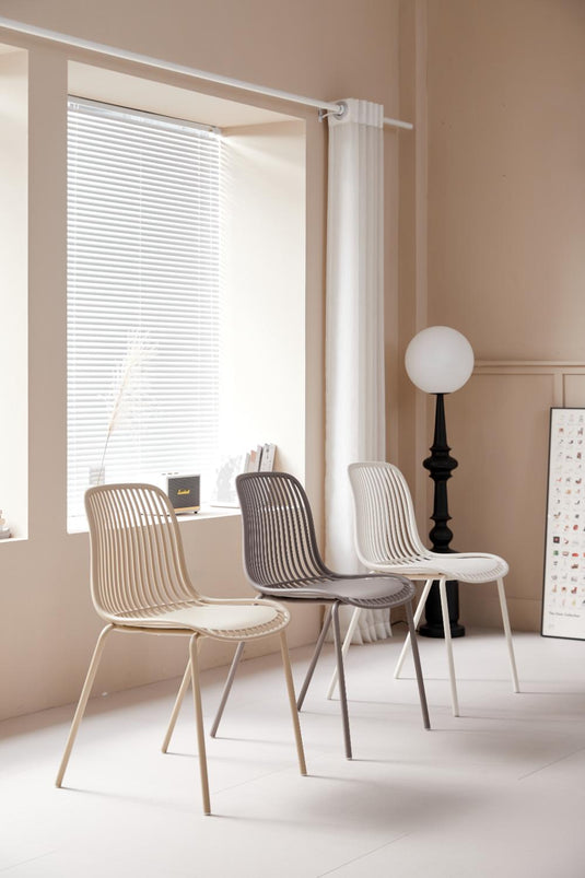 Silla Barcelona, Color Blanco, con Espaldar en Líneas Diseño Moderno