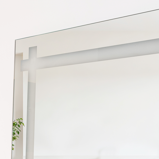 Espejo Rectangular Broni, Gris, con Diseño en Sandblasting, medidas