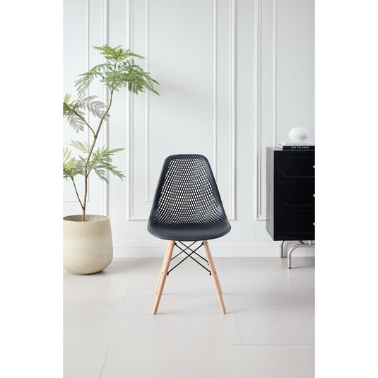 Silla Aira, Color Negro, Con espaldar y patas en Madera