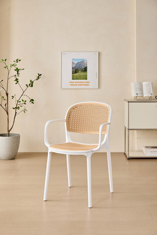 Set de 6 Sillas con Brazos Nest, Color Blanco y Beige, con Espaldar y Asiento en Rejilla