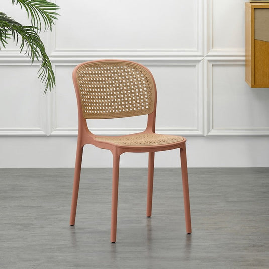 Set de 4 Sillas Nest, Color Salmón y Beige, con Espaldar y Asiento en Rejilla