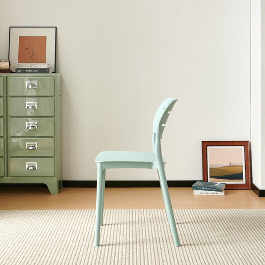 Set de 4 Sillas Harriman, Azul Claro, con Medio Espaldar y Diseño Minimalista