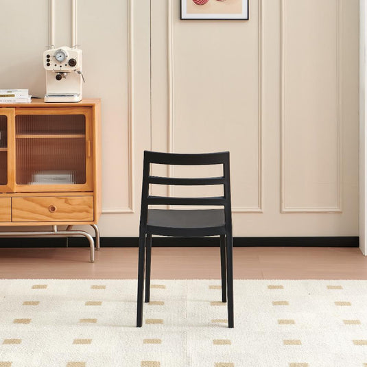 Silla New York, Negro, con Espaldar en Líneas y Diseño Minimalista