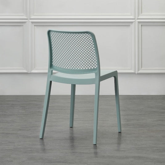 Set de 2 Sillas Manhattan, Azul Claro, con Espaldar en Rejilla y Diseño Minimalista