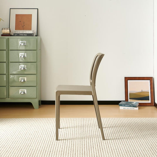 Set de 4 Sillas Brooklyn, Taupe, con Espaldar en Rayas y Diseño Minimalista