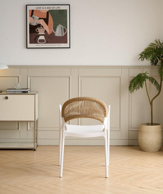 Silla Daytona, Blanco y Café claro , Con Espaldar, Reposa Brazos y Diseño Minimalista