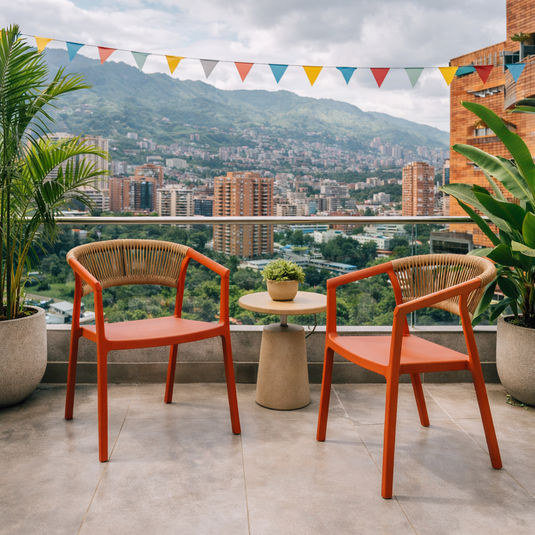 Silla Balí, Terracota, con Espaldar en Cuerdas y Diseño Moderno