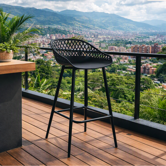 Silla para Bar India, Color Negro, con Estructura Metálica