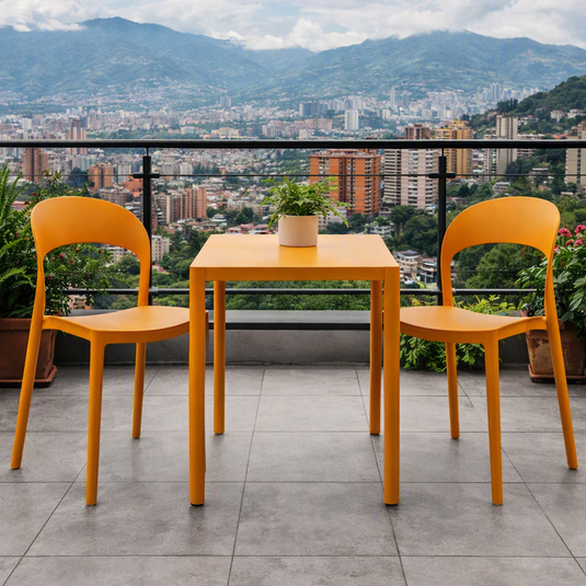 Set de 4 Sillas Patrick, Color Naranja, con Espaldar y Diseño Moderno