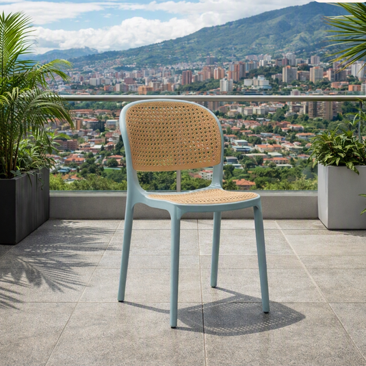 Set de 4 Sillas Nest, Color Azul Claro y Beige, con Espaldar y Asiento en Rejilla