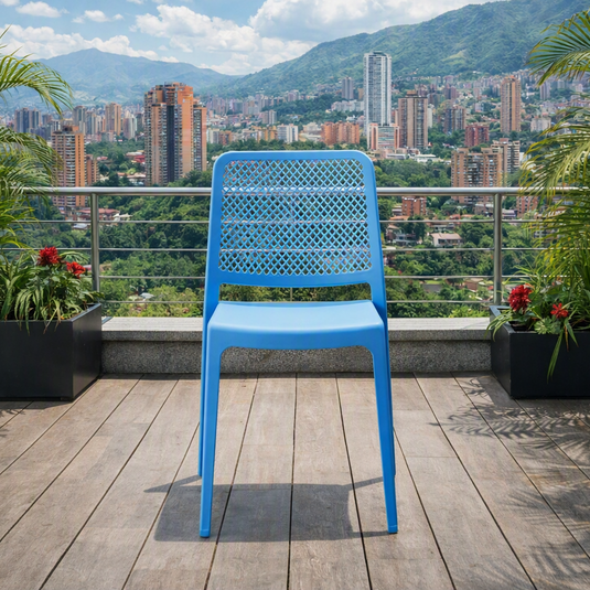 Set de 2 Sillas Manhattan, Azul Oceano, con Espaldar en Rejilla y Diseño Minimalista