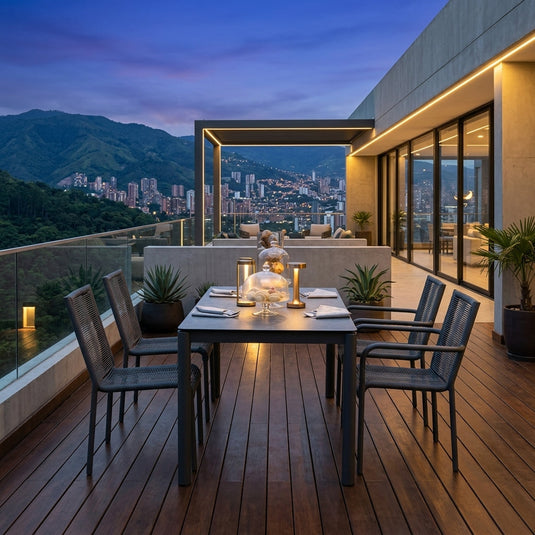 Comedor de Exterior Jónico, Negro, Incluye Cuatro Cómodas Sillas Negras