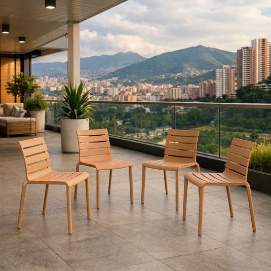 Set de 4 Sillas Montana, Color Café, con Espaldar en Líneas Diseño Moderno