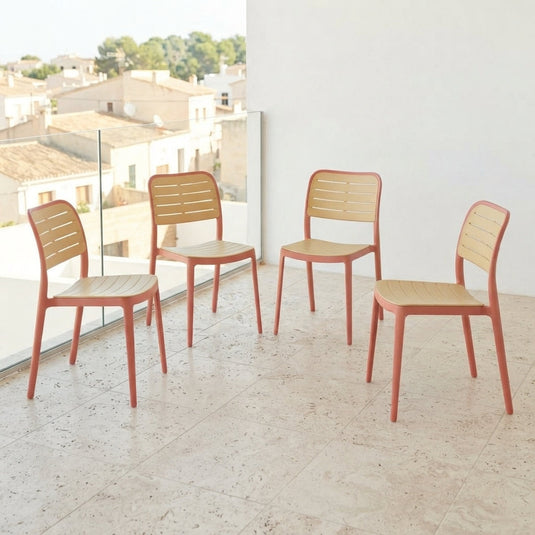 Set de 4 Sillas Carolina, Color Terracota y Beige, con Espaldar de Líneas Horizontales