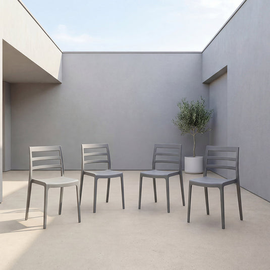 Set de 4 Sillas New York, Gris Oscuro, con Espaldar en Líneas y Diseño Minimalista