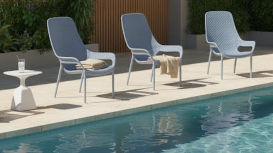 Silla Lounge Mayorca, Azul Claro, con espaldar y reposa brazos