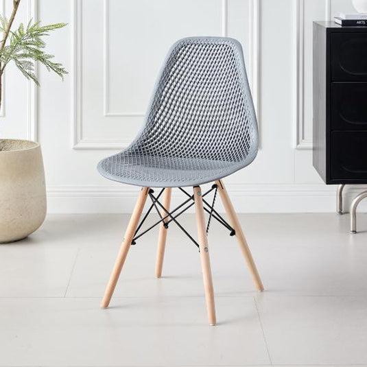 Silla Aira, Color Gris Oscuro, con Espaldar y Patas en Madera