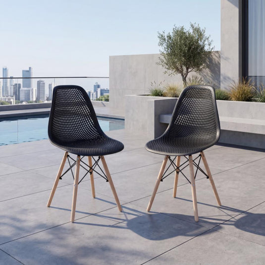 Silla Aira, Color Negro, Con espaldar y patas en Madera X2