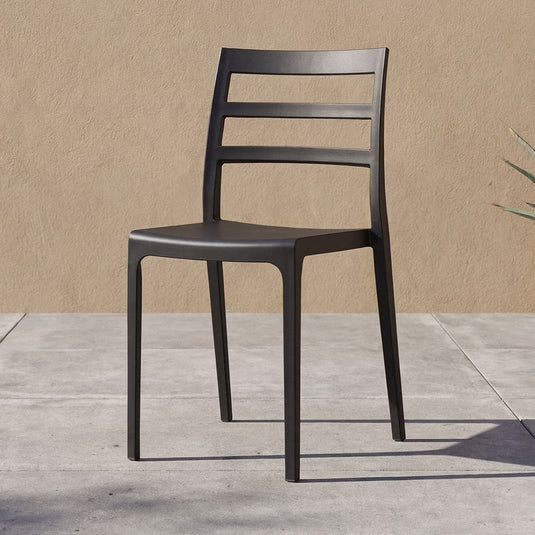 Silla New York, Negro, con Espaldar en Líneas y Diseño Minimalista