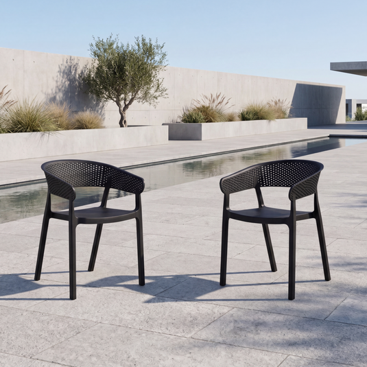 Set de 2 Sillas Manaos, Negro, con Espaldar Minimalista y Diseño Moderno