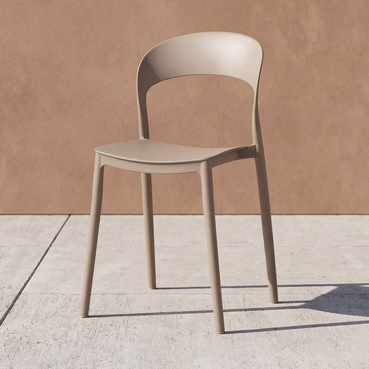 Silla Patrick, Color Taupe, con Espaldar y Diseño Moderno