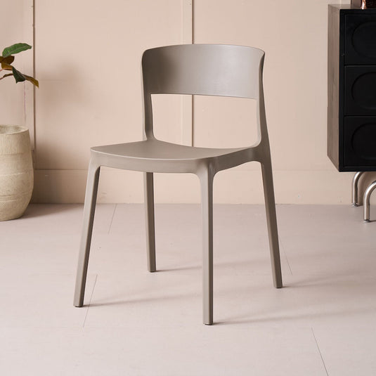 Silla Mónaco, Color Taupe, con Espaldar y Diseño Moderno