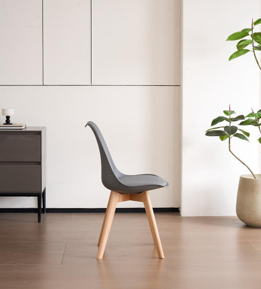 Set de 2 Sillas Fyn, Gris Oscuro, Diseño Minimalista con Espaldar, Cojín y Patas de Madera