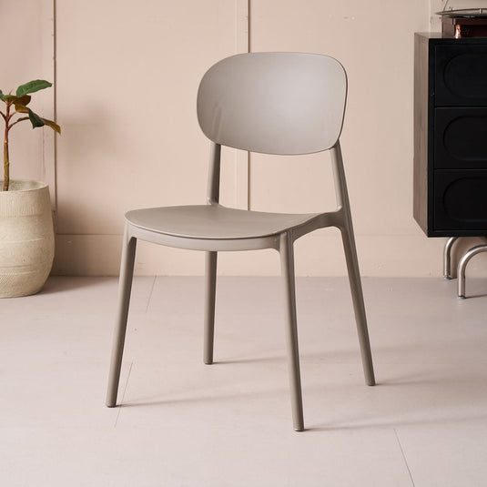 Silla Milán, Color Taupe, con Espaldar y Diseño Moderno