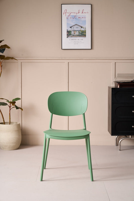 Set de 4 Sillas Milán, Color Verde, con Espaldar y Diseño Moderno