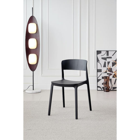 Set de 4 Sillas Mónaco , Color Negro, con Espaldar y Diseño Moderno