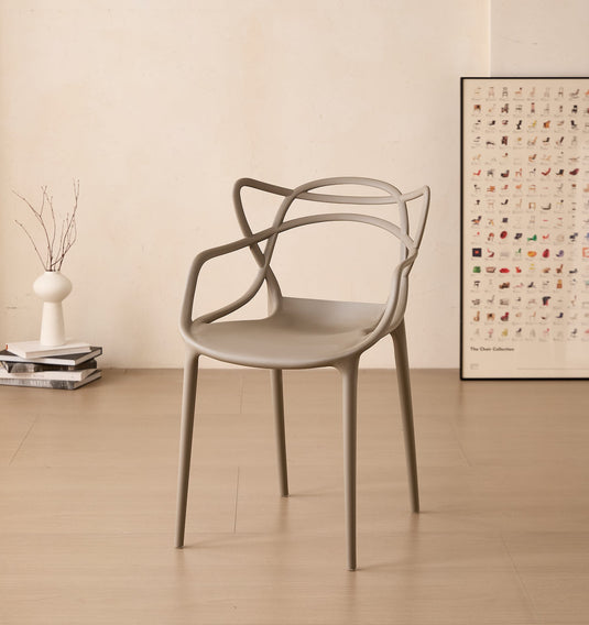 Set de 4 Sillas Palermo, Color Taupe, con Espaldar y Diseño Moderno