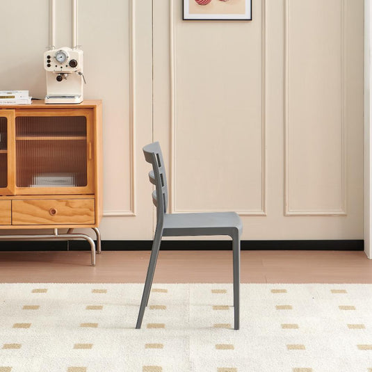 Set de 2 Sillas New York, Gris Oscuro, con Espaldar en Líneas y Diseño Minimalista