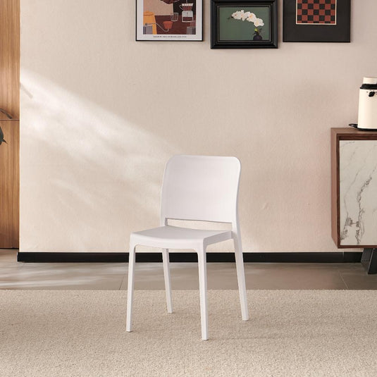 Set de 2 Sillas Triveca, Blanco, con Espaldar Cerrado y Diseño Minimalista