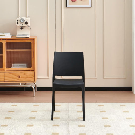 Set de 2 Sillas Soho, Negro, con Espaldar Cerrado y Diseño Minimalista
