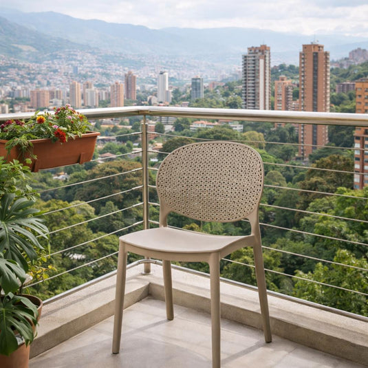Silla Florida, Color Taupe, con Espaldar y Diseño Moderno