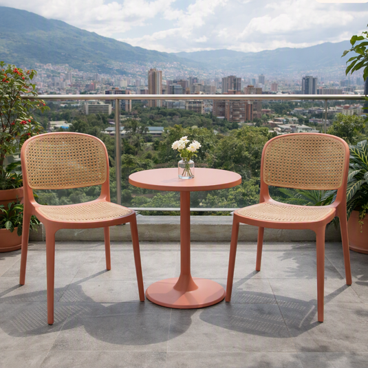Set de 4 Sillas Nest, Color Salmón y Beige, con Espaldar y Asiento en Rejilla