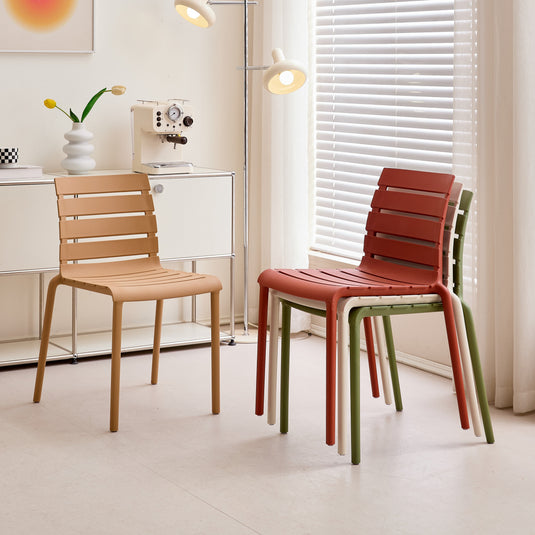 Set de 4 Sillas Montana, Color Café, con Espaldar en Líneas Diseño Moderno
