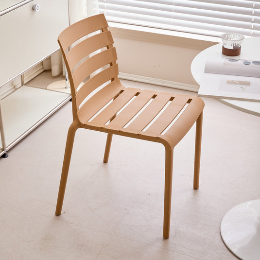 Set de 2 Sillas Montana, Color Café, con Espaldar en Líneas Diseño Moderno