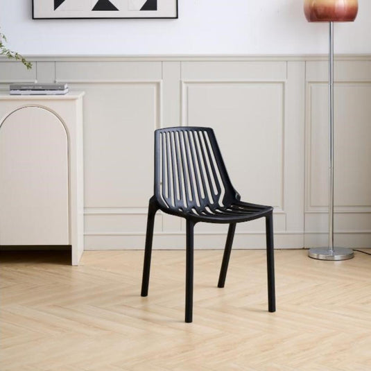 Set de 4 Sillas Tanger, Negro, con Espaldar y Diseño Moderno