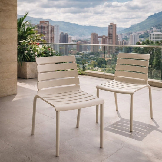 Set de 2 Sillas Montana, Taupe Claro, con Espaldar en Líneas Diseño Moderno
