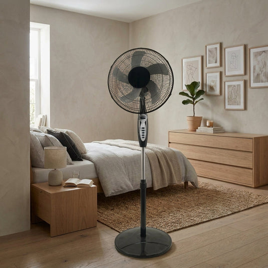Ventilador Savoy 16, Negro, con temporizador y 3 Velocidades, Incluye Control Remoto