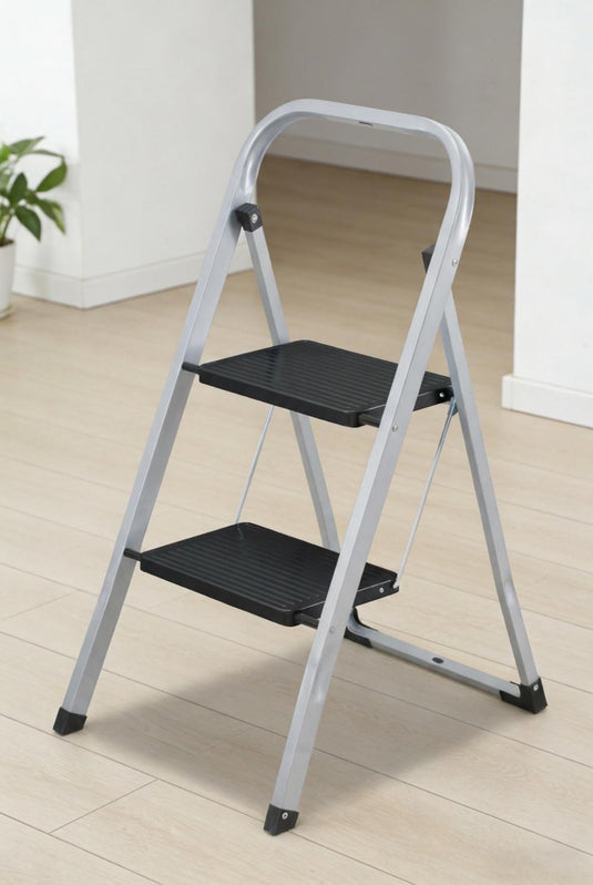 Escalera Tubular Trébol, Gris y Negro, Plagable de 2 Niveles