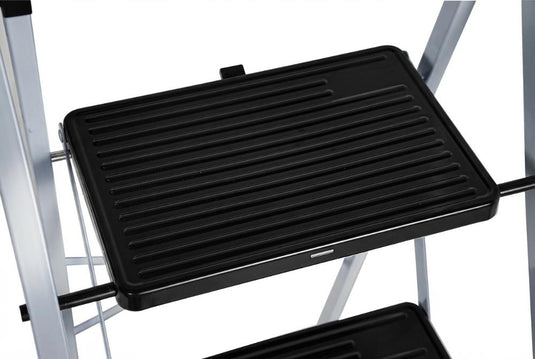 Escalera Tubular Natura, Negro, Plagable de 4 niveles