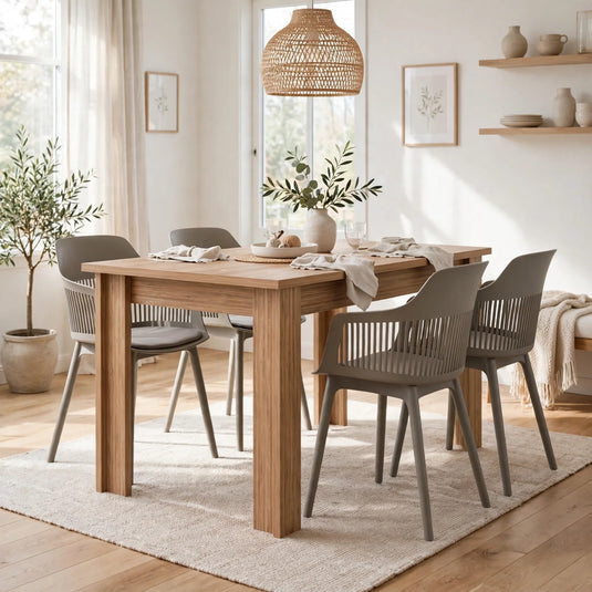 Combo Velia, Incluye una Mesa y 4 Sillas Color Taupe